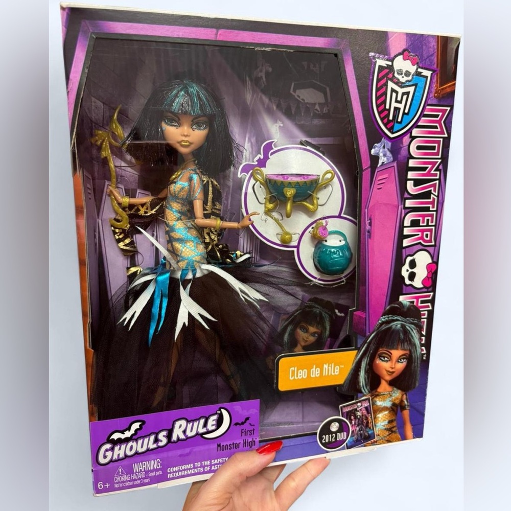 ✨NEW IN BOX MATTEL 2012 GHOULS RULE CLEO DE NILE MONSTER HIGH DOLL✨